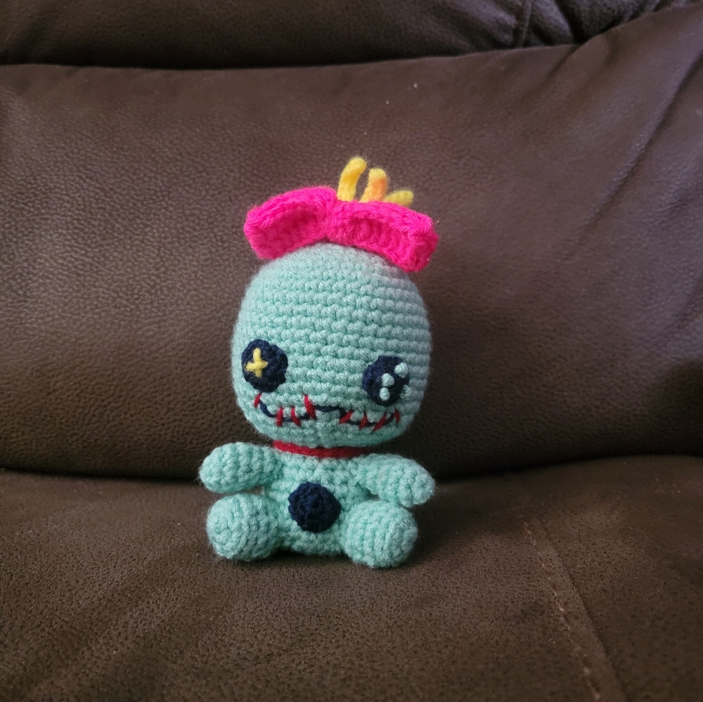 Crocheted scrump
